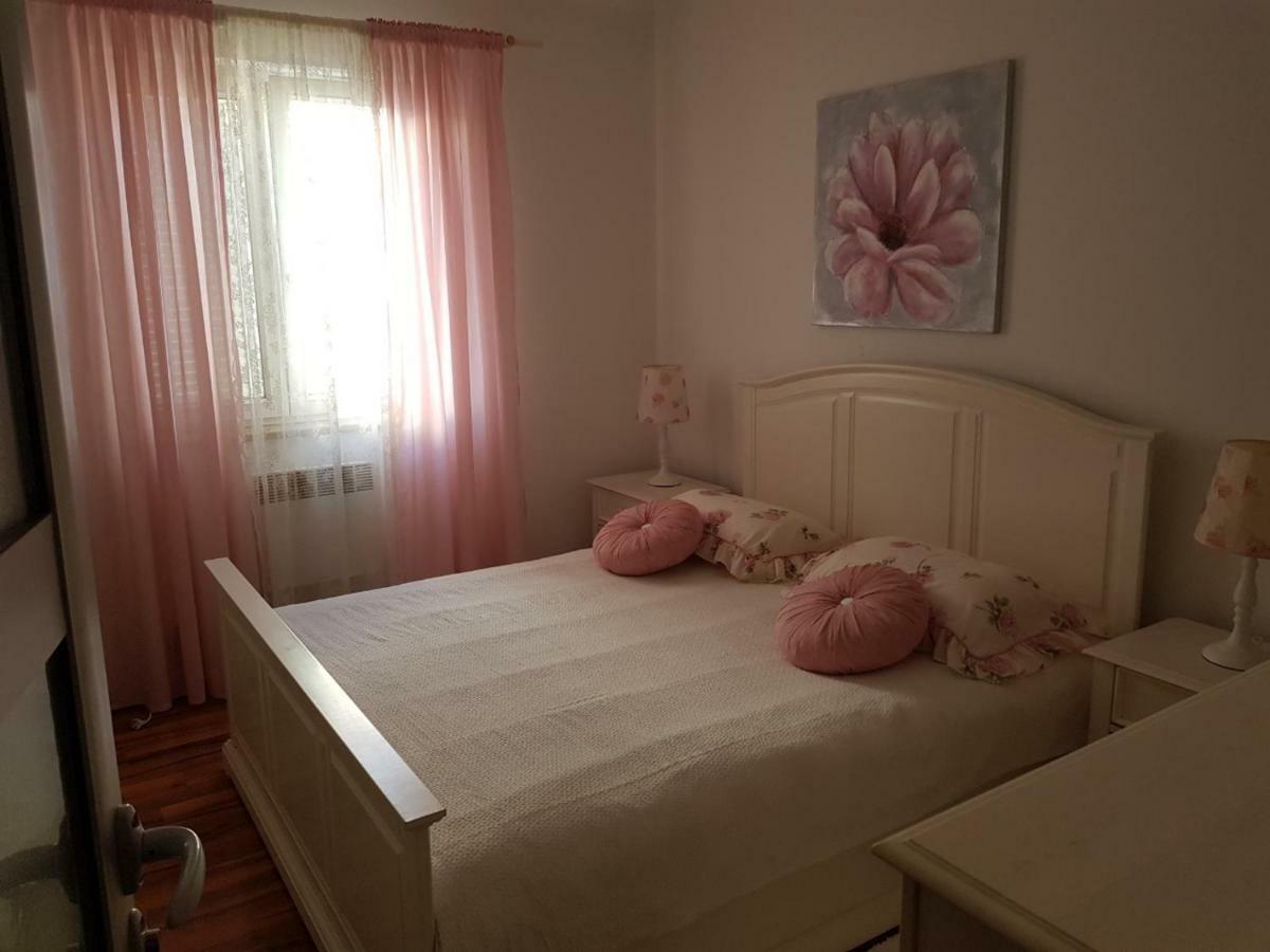 Cozy Apartment In Rovinj Exterior foto